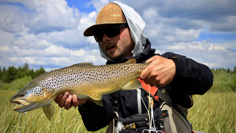 Spring Creek Fishing Under The Big Sky - Douglas Outdoors